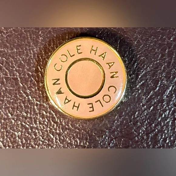 ⭐️COLE HAAN⭐️Brown Leather Accessory with Gold Accent - Picture 3 of 9